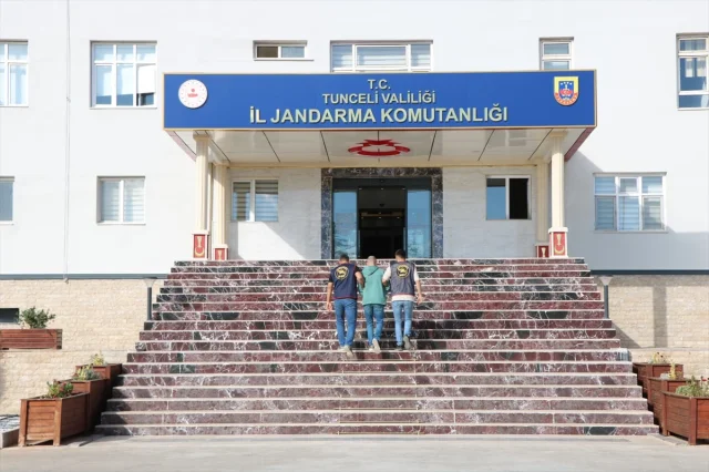 Türkiye'nin 16 İlinde Aranan Dolandırıcı Tunceli'de Yakaland...