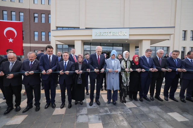 TBMM Başkanı Kurtulmuş'un Tokat'taki Heyecan Verici Açılışı