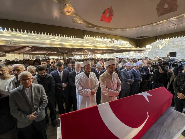 Ünlü Neyzen Niyazi Sayın'a Duygusal Veda