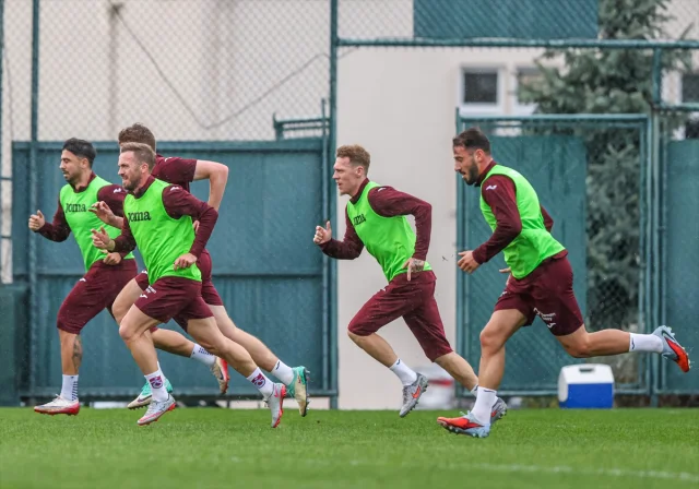 Trabzonspor Rizespor Maçı Hazırlıklarıyla Zirveye Oynuyor