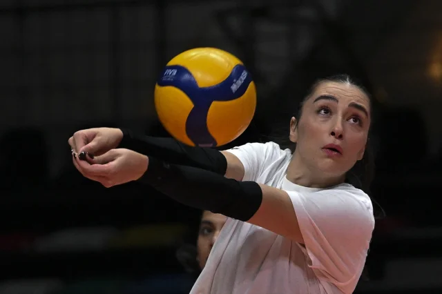 Zeren Spor'un VakıfBank Karşısındaki Heyecan Verici Sezon Açılışı