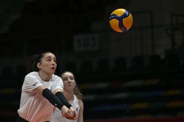 Zeren Spor'un VakıfBank Karşısındaki Heyecan Verici Sezon Açılışı