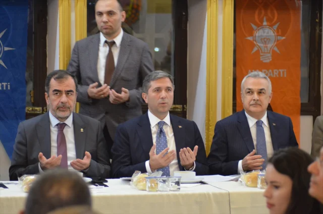 AK Parti'nin Üst Düzey İsminden Aydın'da Çarpıcı Açıklamalar