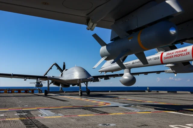 Milli SİHA'lar DENİZKURDU-I/2025 Tatbikatı'nda Gücünü Kanıtl...