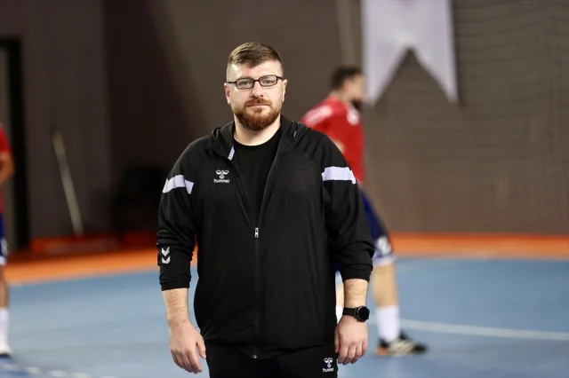 Trabzon Büyükşehir Belediyespor Hentbolde Genç Yeteneklerle...