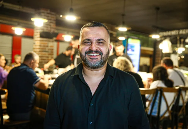 Adana'nın 24 Saat Lezzet Dolup Taşan Sokakları