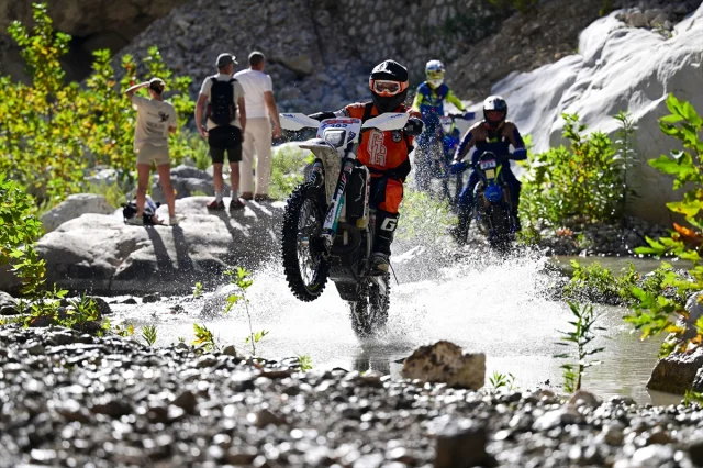 Antalya'nın Zirvesinde Nefes Kesen Enduro Yarışı Sonuçlandı