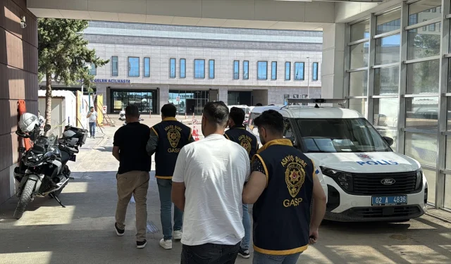 Adıyaman Adliyesi Önünde Silahlı Gerginlik
