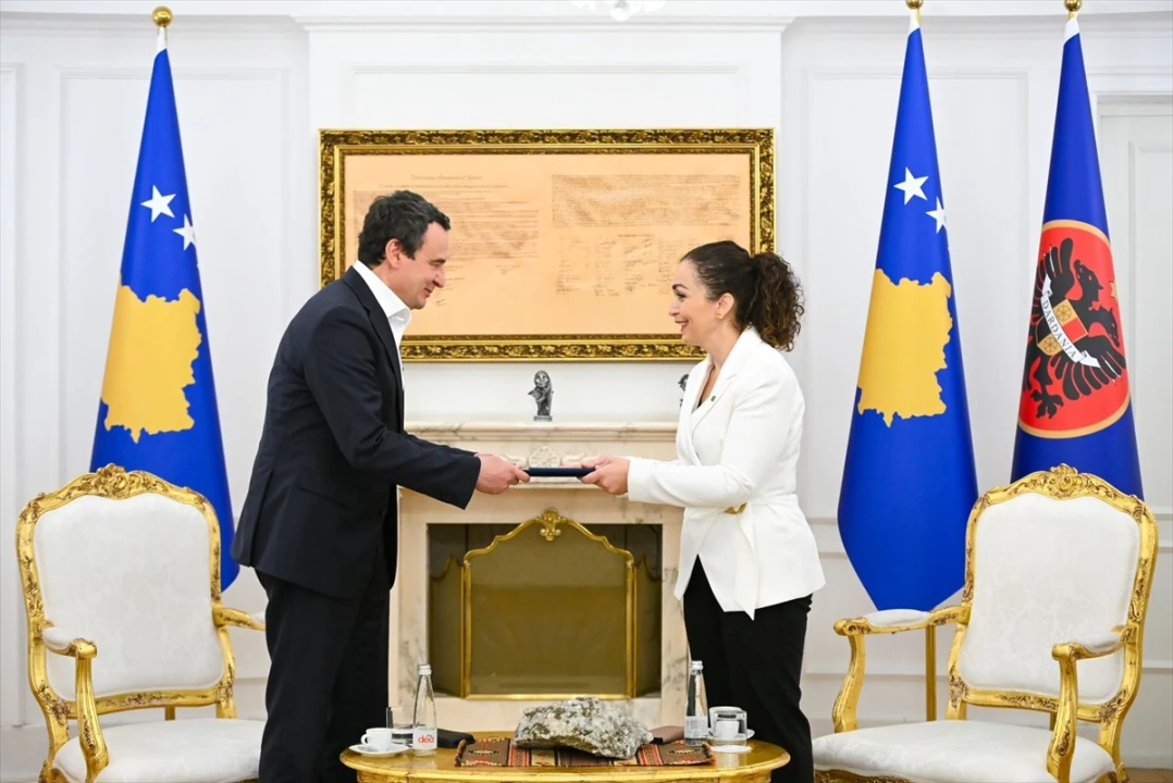 Kosova’da Hükümet Kurma Görevi Albin Kurti’ye Verildi
