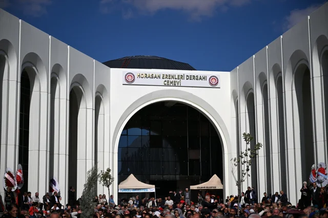 Hacıbektaş'ta Tarihi Açılış: Horasan Erenleri Dergahı Cemevi Külliyesi Kapılarını Açtı