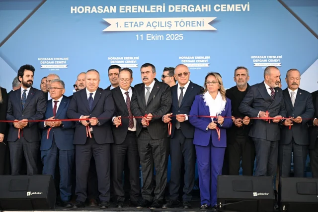 Hacıbektaş'ta Tarihi Açılış: Horasan Erenleri Dergahı Cemevi Külliyesi Kapılarını Açtı