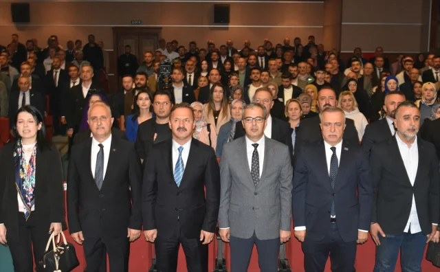Yavuz Ağıralioğlu Artvin'de Parti Rüzgarı Estirdi