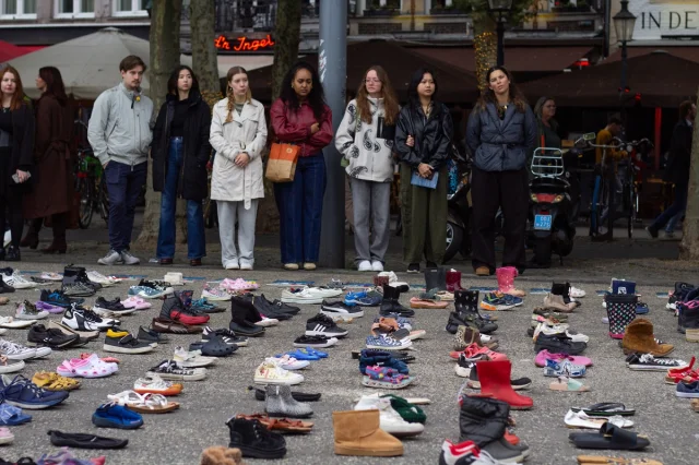 Hollanda'da Filistinli Çocuklar ve Gazetecilere Duygusal Anma