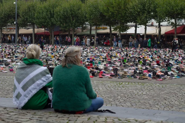 Hollanda'da Filistinli Çocuklar ve Gazetecilere Duygusal Anma