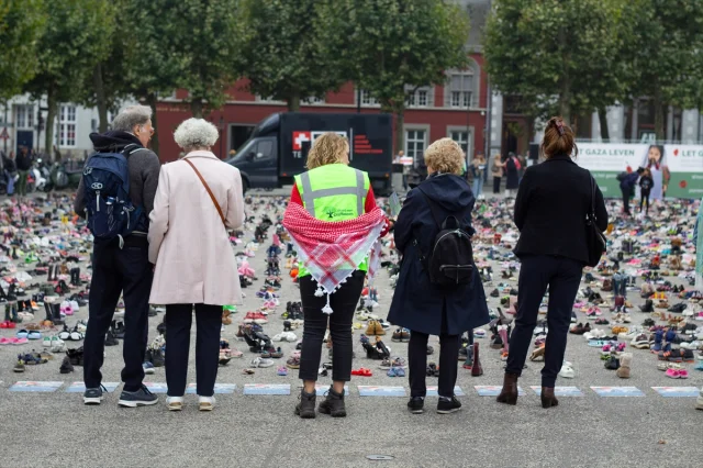 Hollanda'da Filistinli Çocuklar ve Gazetecilere Duygusal Anma