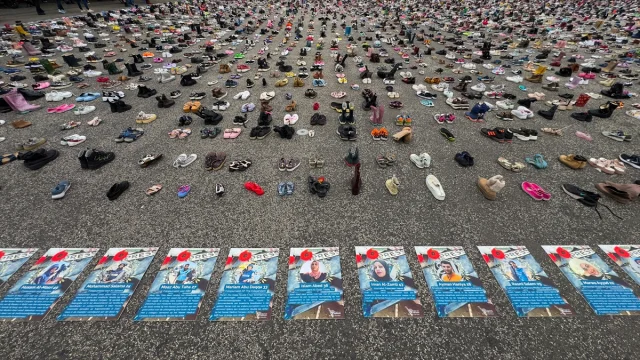 Hollanda'da Filistinli Çocuklar ve Gazetecilere Duygusal Anma