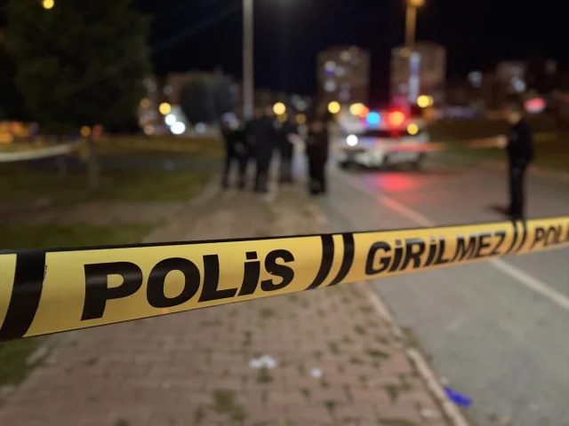 Kayseri'de Gerilim Tırmandı: Bıçaklı Saldırıda 4 Yaralı