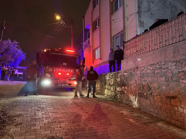 Denizli'de korkutan anlar: Tavan çökmesiyle yaralananlar var