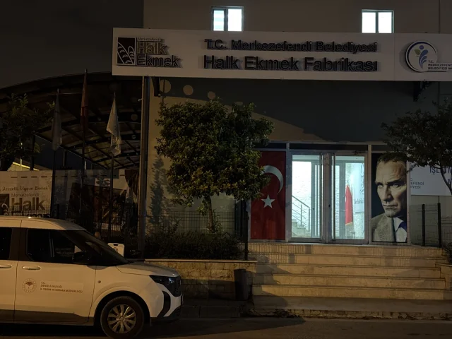 Denizli'de halk ekmek fabrikasında fare alarmı