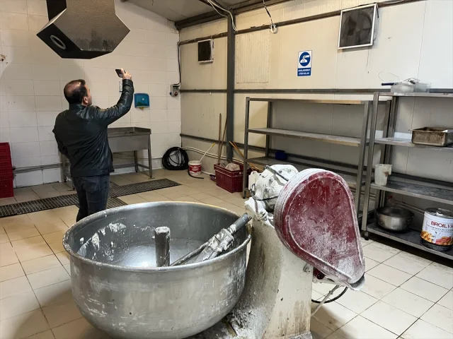 Denizli'de halk ekmek fabrikasında fare alarmı