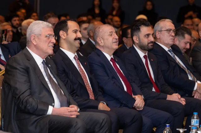 Müsavat Dervişoğlu'ndan Türk Milliyetçiliği Vurgusu