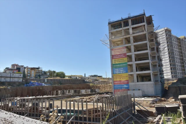 İzmir'deki Ev Sahiplerinin Dramatik İsyanı: Kentte Çözüm Arayışları