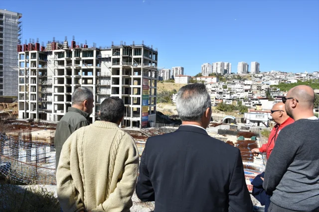 İzmir'deki Ev Sahiplerinin Dramatik İsyanı: Kentte Çözüm Arayışları