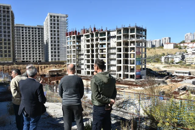 İzmir'deki Ev Sahiplerinin Dramatik İsyanı: Kentte Çözüm Arayışları