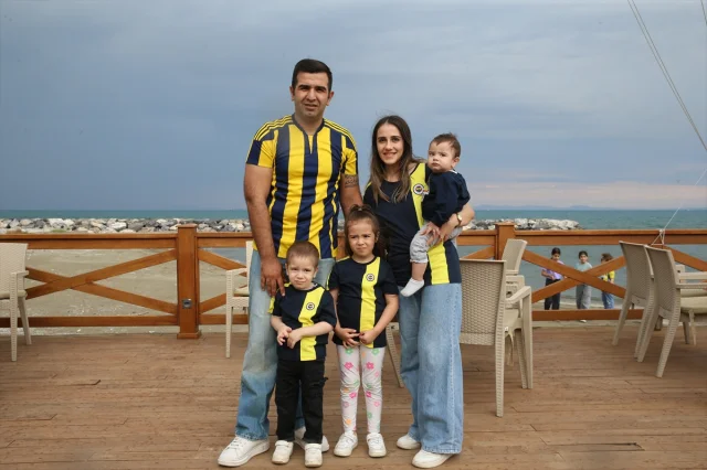 Hataylı Tamer Talha'nın Kanseri Yenmesi Fenerbahçe Renkleriyle Kutlandı