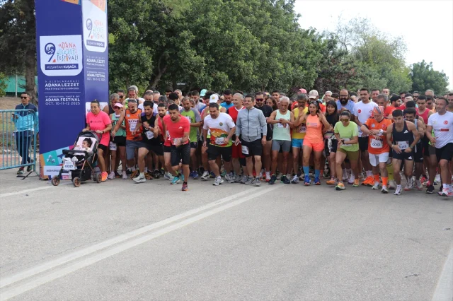 Adana'da Lezzet Festivali Koşusu Renkli Görüntülere Sahne Oldu