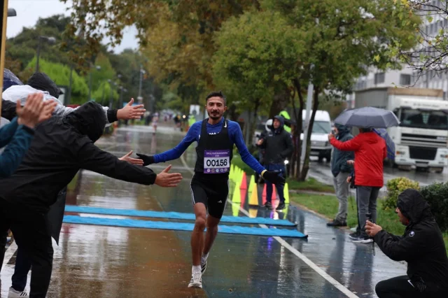 Ordu'da Renkli Yarış Başladı: Yarı Maraton ve Halk Koşusunda Büyük İlgi