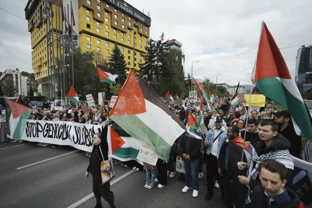 Bosna Hersek'te İsrail Karşıtlığı Büyüyor: Gazze'deki Olaylar Protesto Edildi