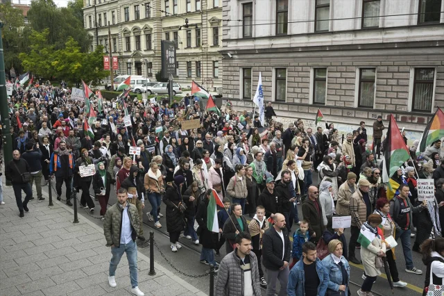 Bosna Hersek'te İsrail Karşıtlığı Büyüyor: Gazze'deki Olaylar Protesto Edildi