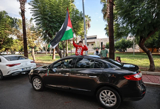 Mersin'de Filistin İçin Özgürlük Konvoyuna Büyük Destek