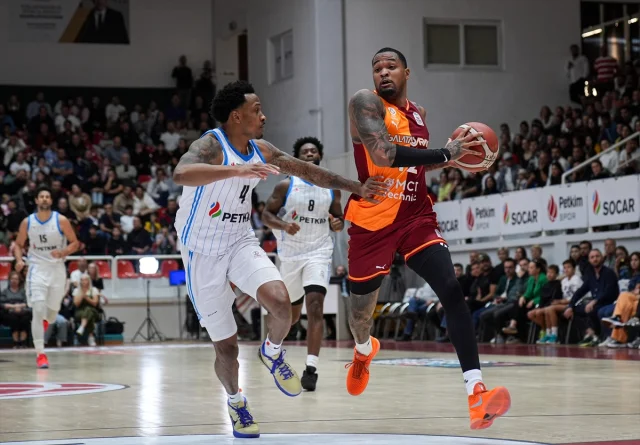 Galatasaray Aliağa Petkimspor'u Zorlu Maçta Geçti