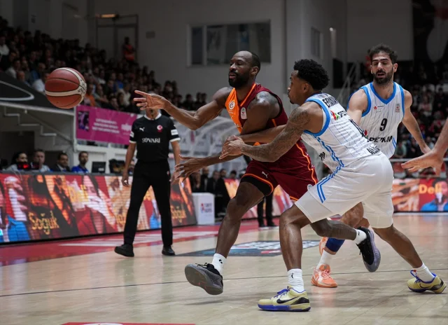 Galatasaray Aliağa Petkimspor'u Zorlu Maçta Geçti