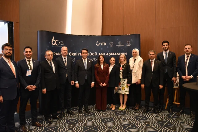 YTB Fransa'da Türk Diasporasının 60 Yıllık Yolculuğunu Kutladı