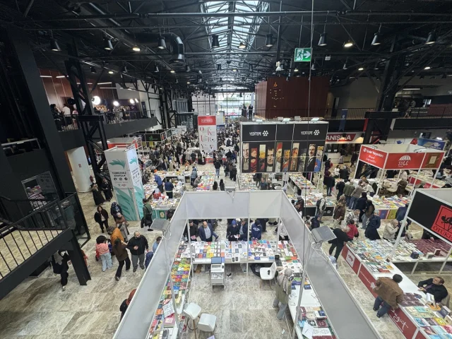Kocaeli Kitap Fuarı'nda Kitapseverler Rekor Kırdı