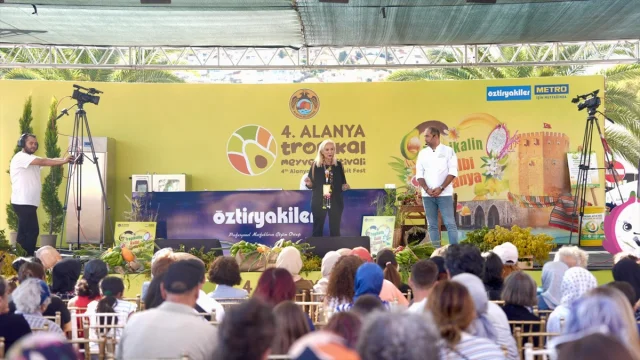 Alanya Tropikal Meyve Festivali Renkli Anlarla Sona Erdi