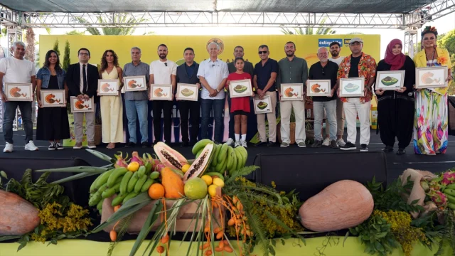 Alanya Tropikal Meyve Festivali Renkli Anlarla Sona Erdi