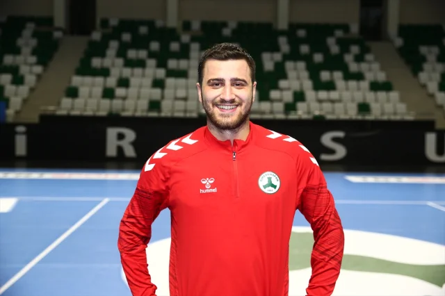 Giresunspor Hentbol Takımı Avrupa'ya Doğru Koşuyor
