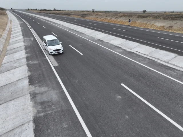 Edirne-Kırklareli Yolu Mehter Marşı ile Melodili Yolculuk Sunuyor