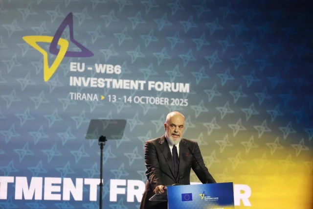 AB-Batı Balkanlar Yatırım Forumu Arnavutluk'ta Kapılarını Aç...