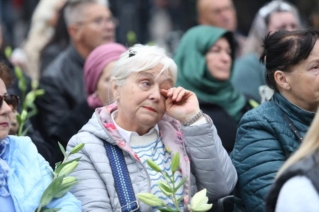 Balkanların Efsanevi Sesi Halid Beslic'e Gözyaşlarıyla Veda