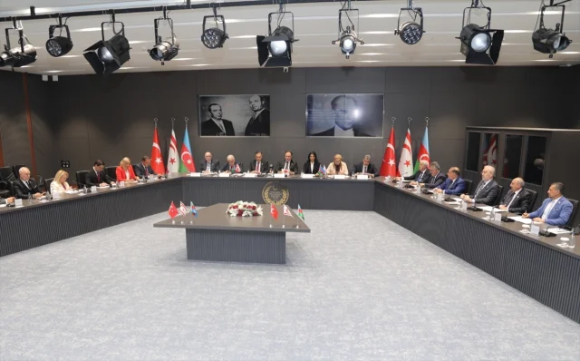 Türkiye, Azerbaycan ve KKTC Dostluk Grubu Toplantısında İş Birliği Mesajı Verdi