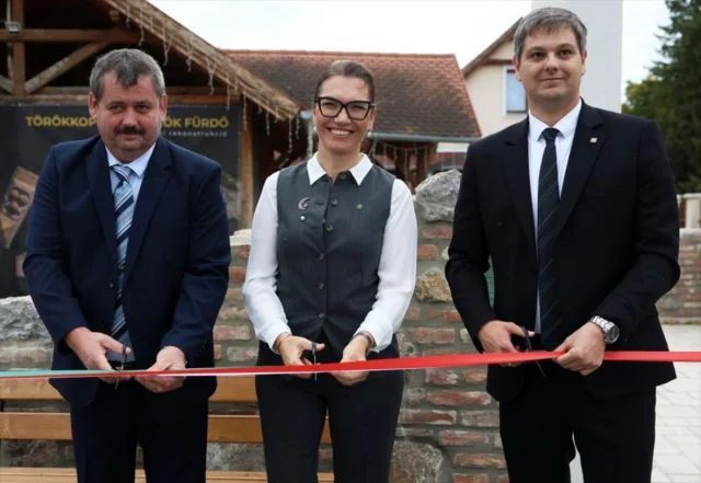 Macaristan'da Osmanlı Mirasına Yeni Hayat: Törökkoppany'da Türk-Macar Dostluk Parkı Açıldı