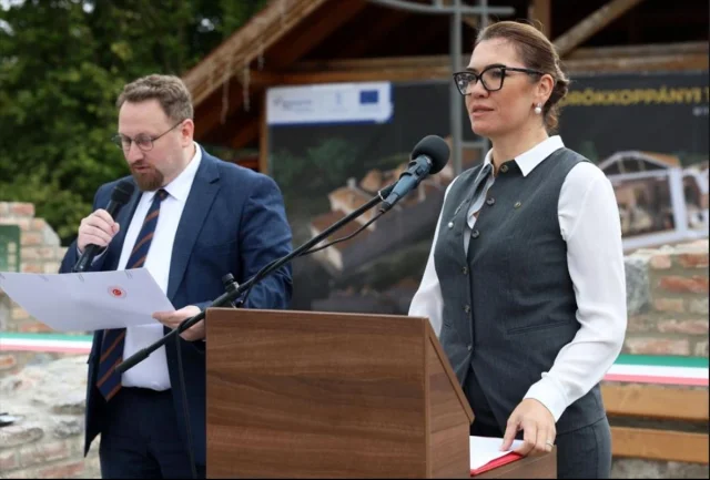 Macaristan'da Osmanlı Mirasına Yeni Hayat: Törökkoppany'da Türk-Macar Dostluk Parkı Açıldı