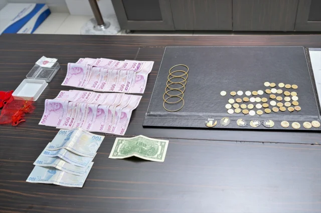 Parkta Unutulan Milyonluk Çanta İnanılmaz Bir Hikaye ile Sah...