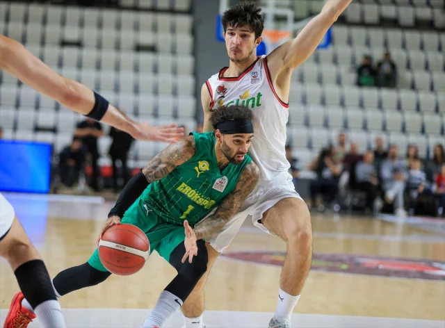 Esenler Erokspor'un Dikkat Çekici Manisa Zaferi