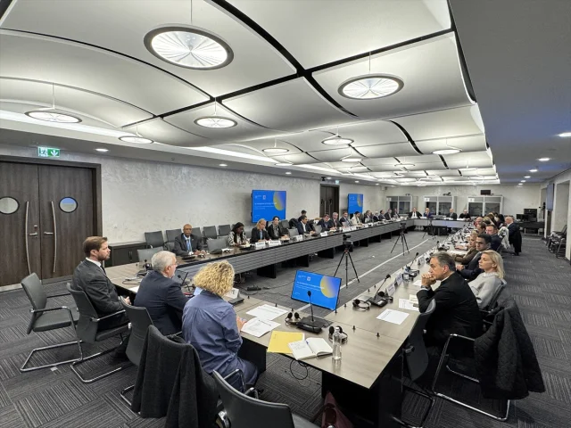 Türkiye'nin Öncülüğüyle Şekillenen GOFFA: İlk Toplantı Cenev...